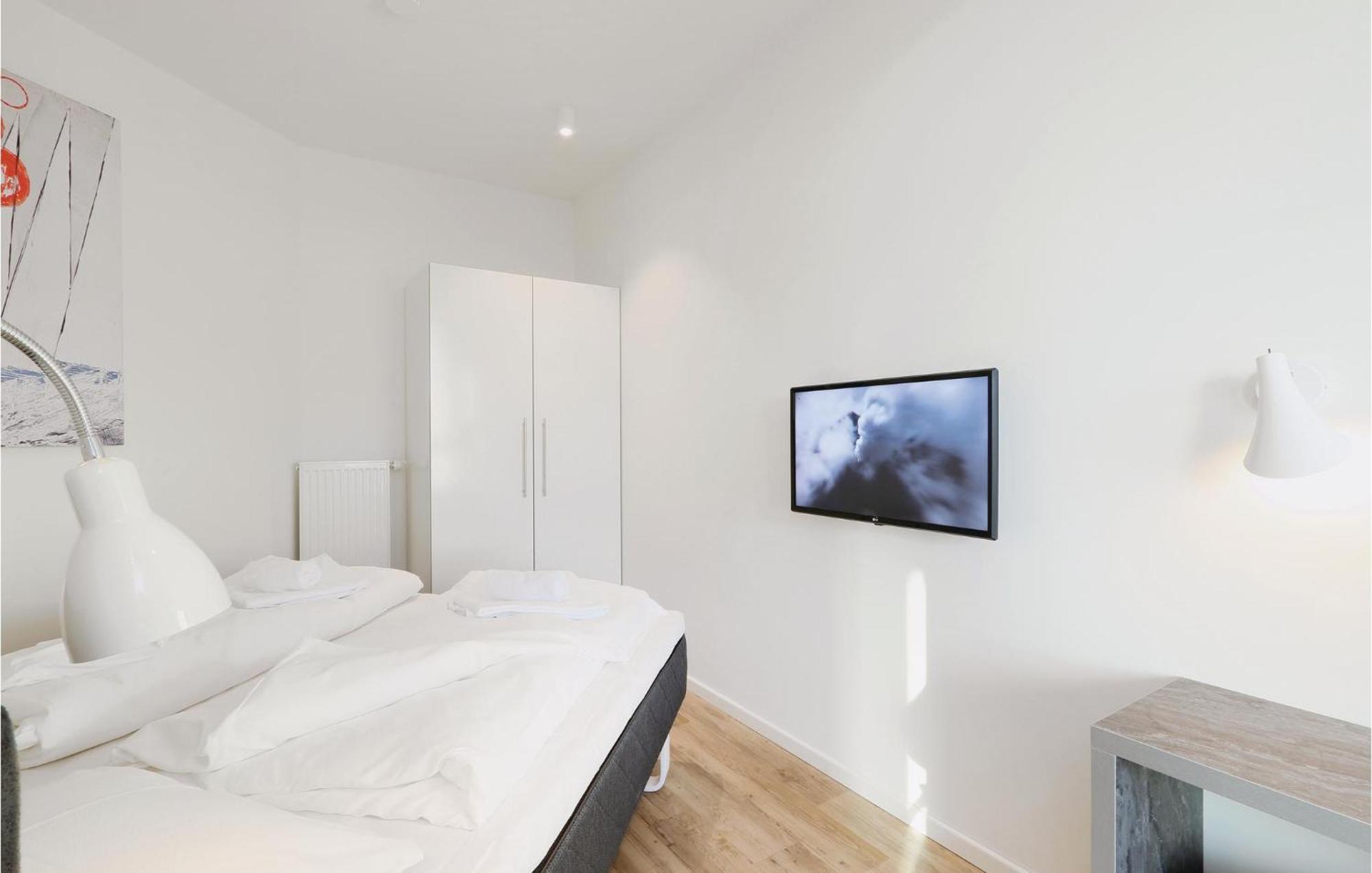 2 Bedroom Awesome Apartment In Luebeck Travemuende ภายนอก รูปภาพ